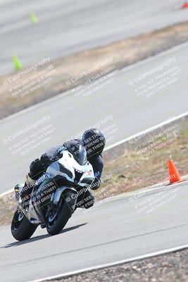 media/Mar-04-2023-TrackXperience (Sat) [[f3a86947c9]]/Group 3/session 2 turn 11/